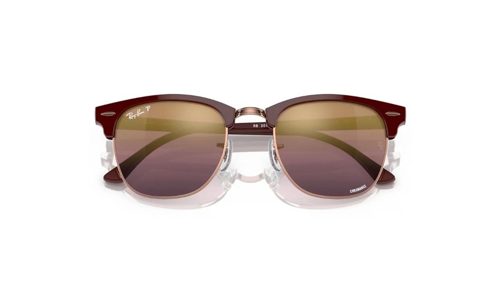 عینک آفتابی پلاریزه کلاب مستر کرومانس ری بن فریم شرابی و رز گلد به همراه عدسی قرمز جیوه ای - عکس از زاویه بسته عینک