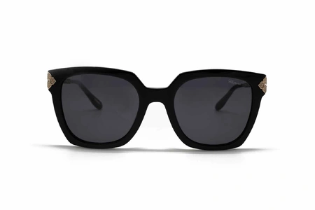 عینک آفتابی کائوچویی لاکچری بدنه مشکی دسته طلایی نگین دار شوپارد - زاویه روبرو