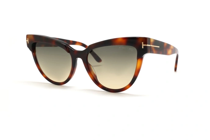 عینک آفتابی کائوچویی مدل گربه ای و رنگ قهوه ای هاوانا با عدسی قهوه ای دودی - عکس زاویه سه رخ