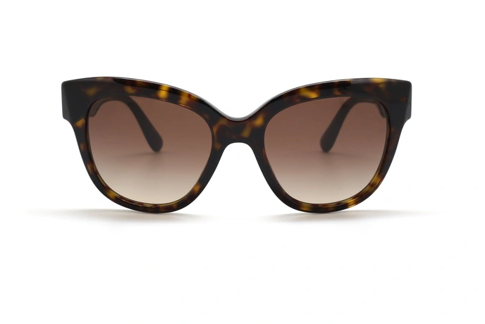 عینک آفتابی زنانه دولچه و گابانا فریم کائوچویی گربه ای قهوه ای هاوانا و عدسی قهوه ای طیف دار - عکس از زاویه روبرو