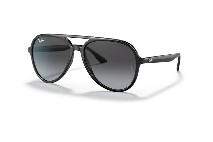 عینک آفتابی ریبن مدل 4376 رنگ مشکی عدسی دودی - عکس زاویه سه رخ