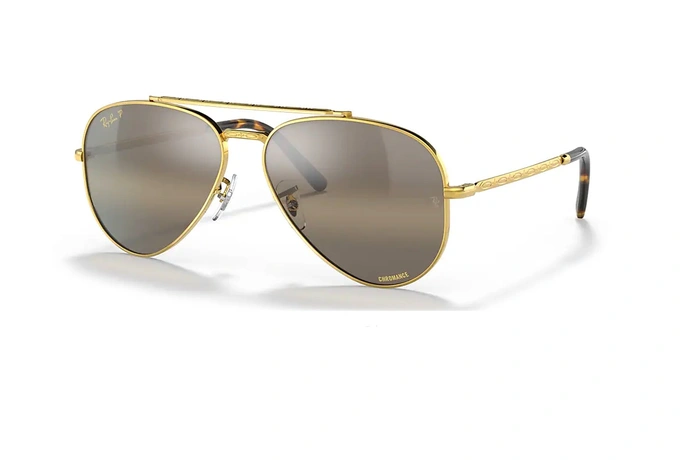 عینک آفتابی ری بن فریم فلزی خلبانی طرح جدید رنگ طلایی براق و عدسی قهوه ای جیوه ای کرومانس و پلاریزه - عکس از زاویه سه رخ