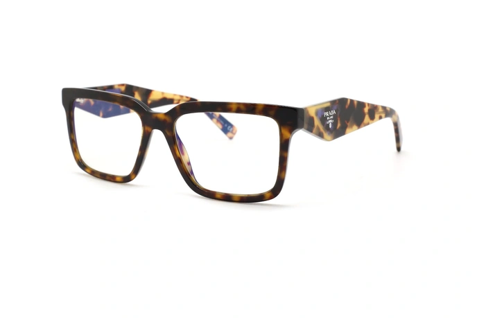 عینک آفتابی  Blue light زنانه پرادا فریم کائوچویی مربعی با دسته های پهن و لوگوی پرادا به رنگ قهوه ای هاوانا - عکس از زاویه سه رخ 