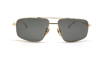 عینک آفتابی پلاریزه شوپارد فریم خلبانی دو پل فلزی طلایی و عسی دودی - عکس از زاویه روبرو