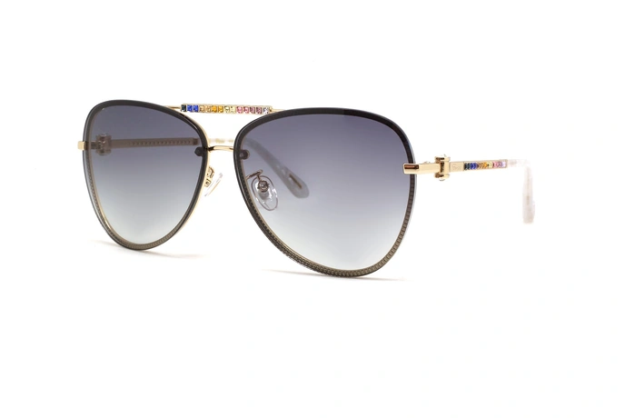 عینک آفتابی زنانه نگین دار شوپارد فریم خلبانی طلایی و سفید و نگین رنگی همراه عدسی سورمه ای - عکس از زاویه سه رخ