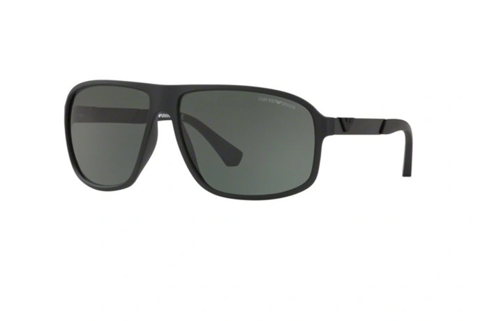 عینک آفتابی مردانه امپریو آرمانی طرح خلبانی فریم کائوچویی مشکی عدسی دودی - عکس از زاویه سه رخ