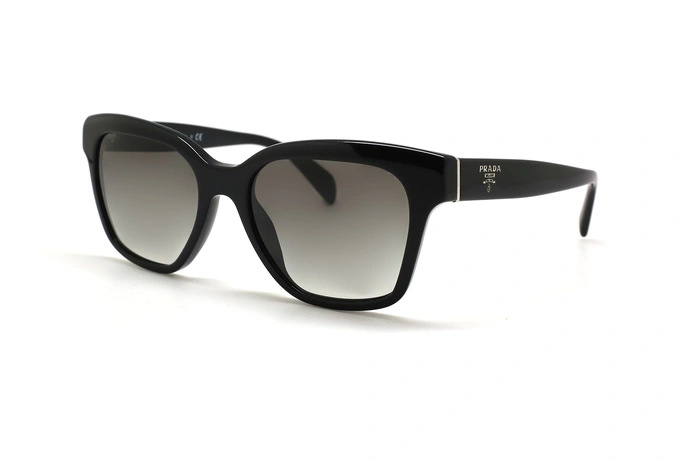 عینک آفتابی کائوچویی پرادا فریم مشکی عدسی دودی طیف دار- عکس از زاویه سه رخ