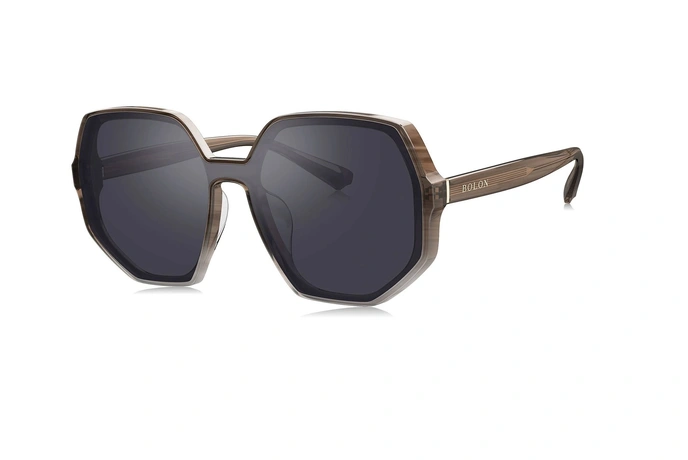عینک آفتابی چندضلعی زنانه بولون - BOLON BL3025 - عکاسی وحدت - عکس زاویه سه رخ