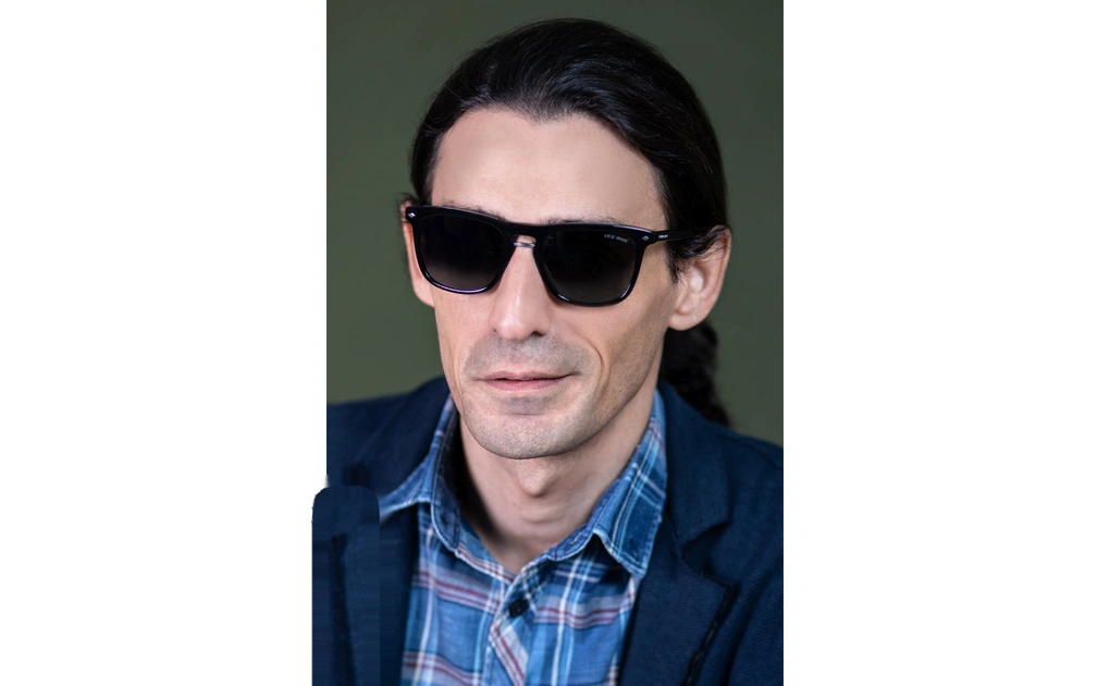 عینک آفتابی جورجیو آرمانی - GIORGIO ARMANI AR8107