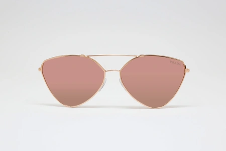 عینک آفتابی مثلثی بدنه نقره ای شیشه ها صورتی جیوه ای پرادا - عکاسی وحدت - زاویه روبرو