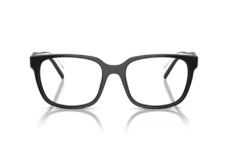 عینک طبی پرادا فریم کائوچویی مربعی از روبرو مشکی به همراه دسته های سفید مشکی با لوگوی PRADA - عکس از زاویه روبرو