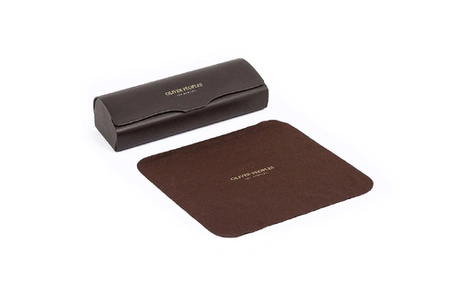 عینک طبی الیور پیپلز فریم کائوچویی مربعی قهوه ای تیره و روشن - عکس از جلد عینک