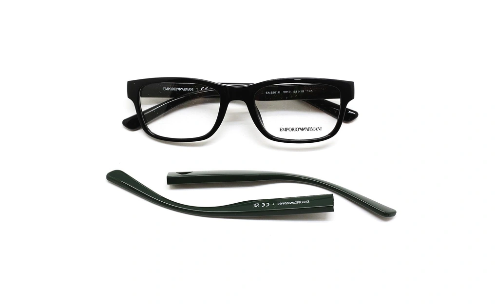 عینک طبی امپریو آرمانی فریم کائوچویی مستطیلی رنگ مشکی براق - عکاسی وحدت -  عکس از زاویه بالا