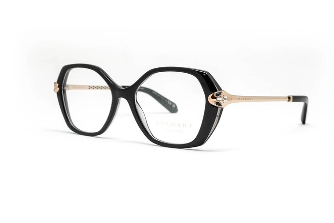 عینک طبی فوق لاکچری روکش طلای لیمیتد ادیشن دسته طلایی بدنه مشکی بولگاری - عکاسی وحدت - زاویه سه رخ