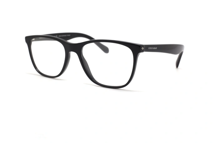عینک طبی جورجیو آرمانی فریم کئوچویی مشکی - عکس از زاویه سه رخ