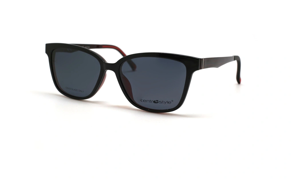 عینک طبی رویه دار زنانه سنترواستایل فریم گربه ای قرمز تیره و مشکی همراه رویه آفتابی دودی - عکس از زاویه سه رخ