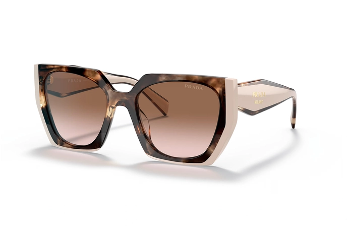 عینک آفتابی پروانه‌ای پرادا مدل SPR15W - رنگ فریم قهوه ای هاوانا - عکس از زاویه سه رخ
