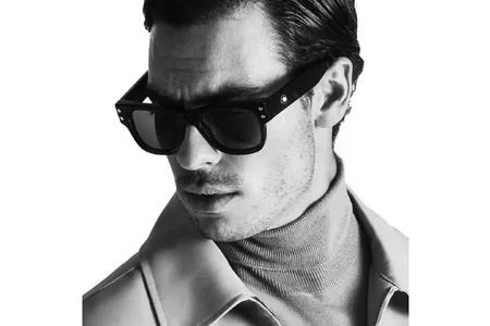 عینک آفتابی کائوچویی مشکی مون بلان - عکس مدل