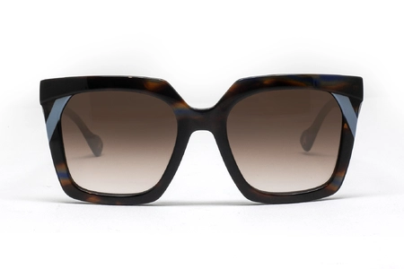 عینک آفتابی زنانه یاله آ YALEA SYA215 بدنه قهو‌ه‌ای هاوانا و آبی و عدسی قهوه‌ای طیف دار - زاویه روبرو